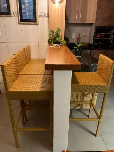 Banqueta fibra sintética