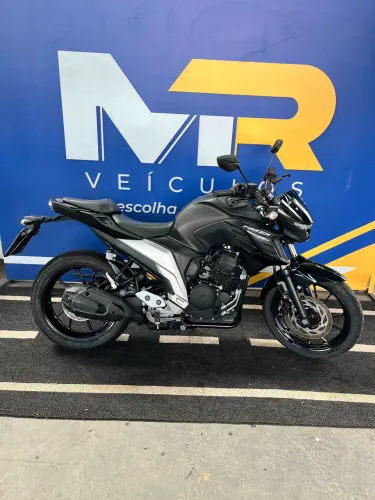 Yamaha Fazer 250 (@mrveiculos)