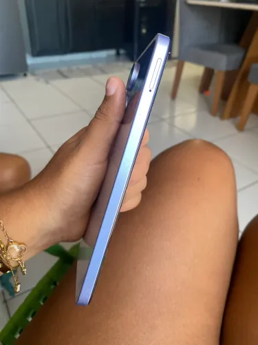 Vendo Poco M6 128gb com caixa