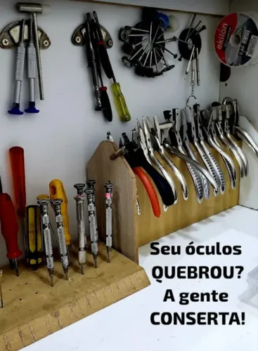 CONSERTO DE ÓCULOS GERAL Acetato