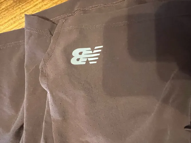 Shorts New Balance Run Club 5 (praticamente novo)