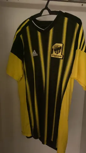 Camisa Al Ittihad, time da Arábia Saudita
