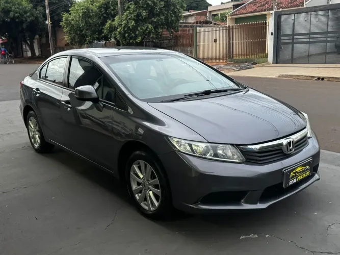 Honda Civic Sedan LXS 1.8/1.8 Flex 16V Aut. 4P 2015