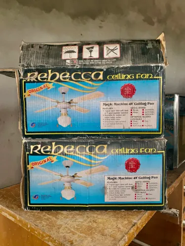 Par Ventilador de Teto Rebecca Magic Machine 42 polegadas (Modelo GLC42-4C1SH)