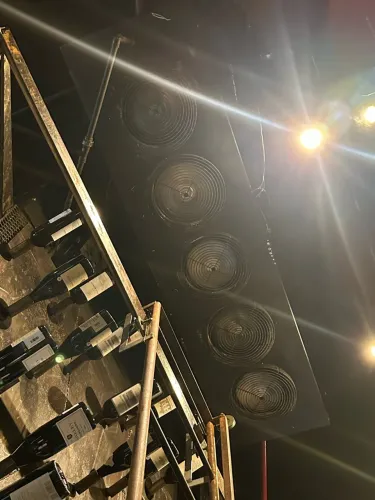 Conjunto de Refrigeração, 2 Condensadoras e 2 Evaporadoras.