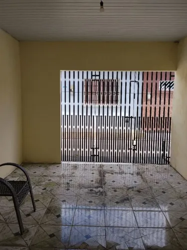 Alugo casa