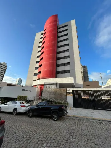 Imóvel para venda tem 112 metros quadrados com 3 quartos em Petrópolis - Natal - RN