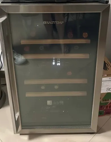 Adega Brastemp 33 vinhos