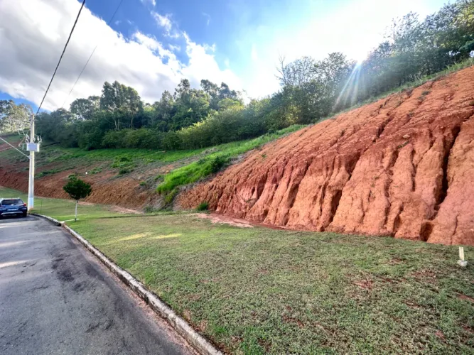 Lote com vista panorâmica no Reserva São Pedro para venda