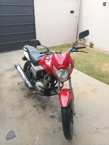 Vende-se cg 150/2009