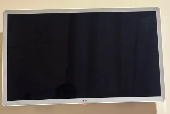 TV LG Smart TV 32? WebOS - Modelo LK610BPSA