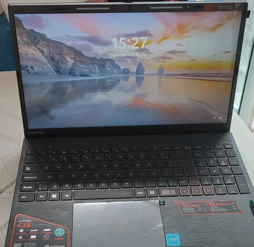 Notebook positivo vision C15 Tela 15.6" 128 GB e MMC Perfeito para estudos e trabalho.