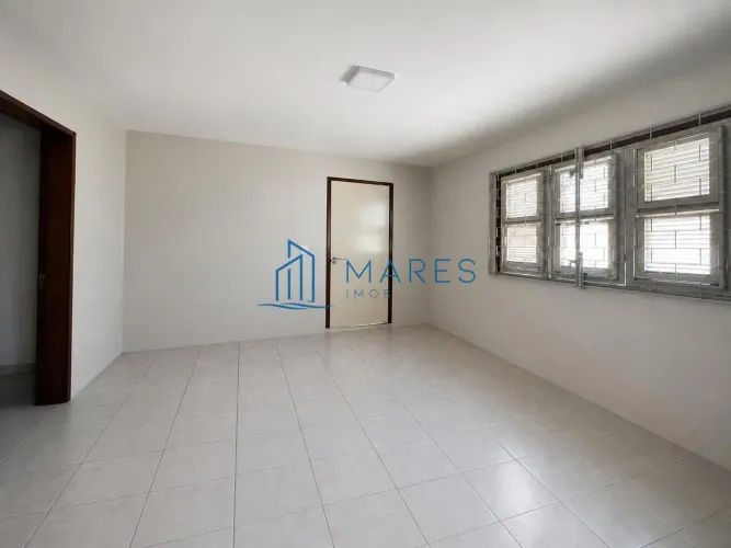 Casa com 3 Quartos no Montese