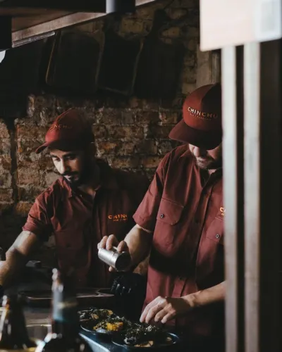 VAGA: COZINHEIRO - TURNO DO DIA