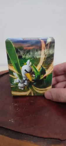 Baralho Inicial Espada e Escudo 3 - Escuridão Incandescente - Sirfetchd de Galar