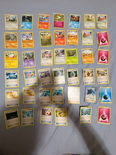 cartas pokémon variadas