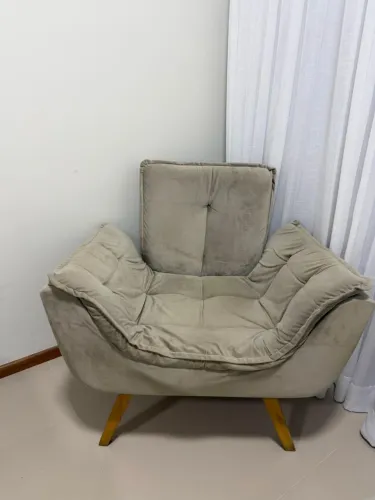 Poltrona decorativa Opala Suede