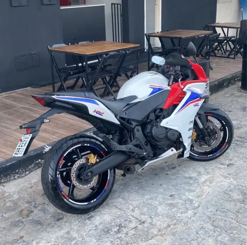 CBR 600
