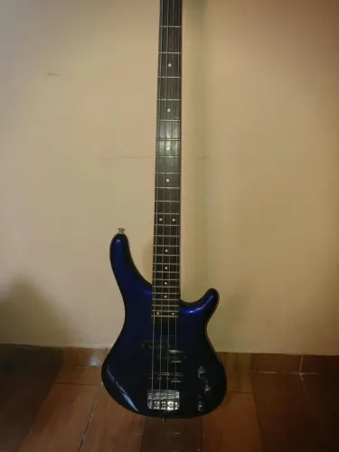 Contrabaixo 4 cordas