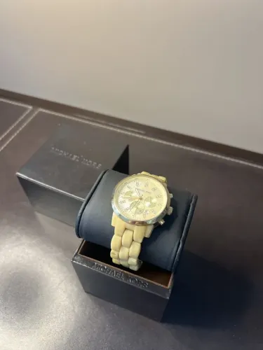 Relógio Michael Kors MK-5217 Cronógrafo Feminino Bege
