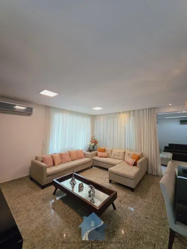 Casa no Condomínio Villa de Sevilha - Flores