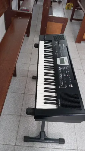 Teclado rolando BK 3