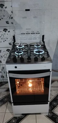 Lindo moderno fogão Brastemp top automático com super chama com prateleira deslizante