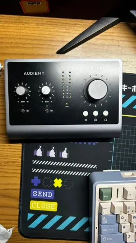 Interface de Áudio Audient iD14 MKII (USADA)