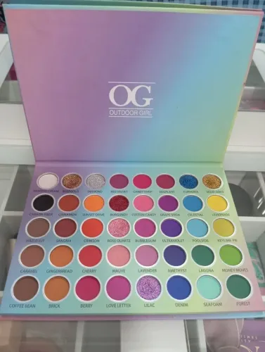 Paleta de Sombras Outdoor Girl 40 cores