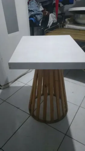 Mesa para decoração c/2 tá tampões