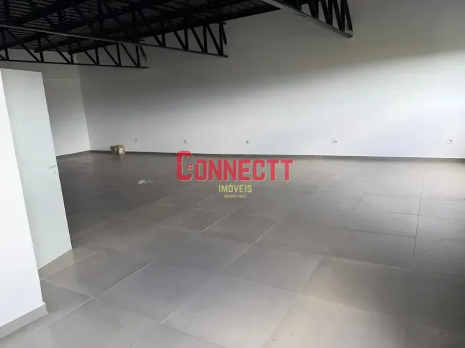 Salão Comercial para Locação Piso Superior com 180 m²