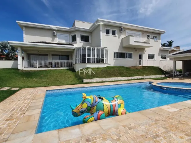Sobrado à venda em Vinhedo, Marambaia, com 3 suítes, com 530 m², Condomínio Sol Vinhedo Vi