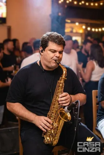 Saxofonista e Flautista