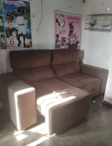 Sofá semi novo