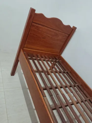 CAMA MADEIRA