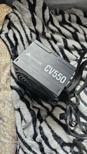Fonte corsair 550w