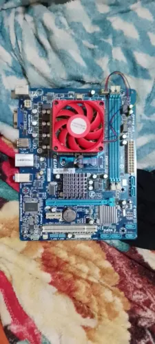 Placa mãe gigabyte M3 + FX 8300 8 GB de memória funcionando perfeitamente com garantia