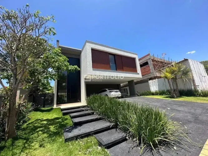 Sobrado alto padrão 4 suítes à venda, Residencial Alphaville Flamboyant, Goiânia