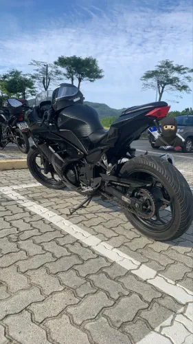 Kawasaki ninja 300