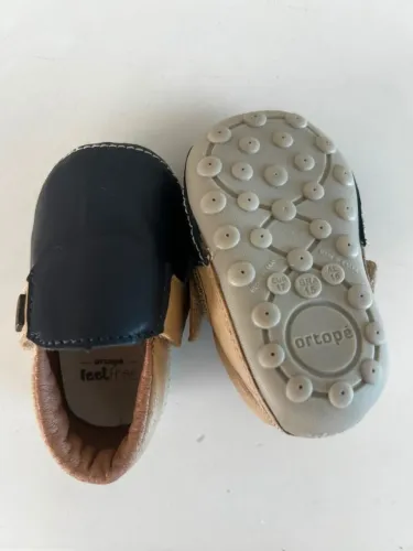 Sapato bebê ortopé