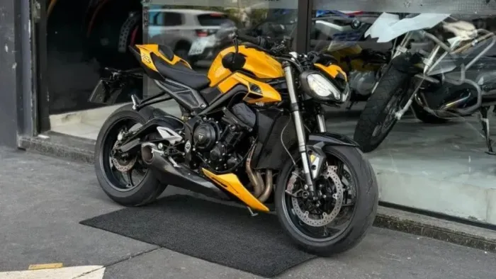 Triumph 765 RS 130cv Impecável.