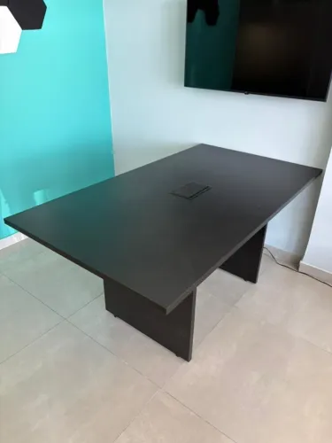 Mesa De Reunião Retangular Linha Prima Clean 25mm 250x100cm Caixa de Tomadas