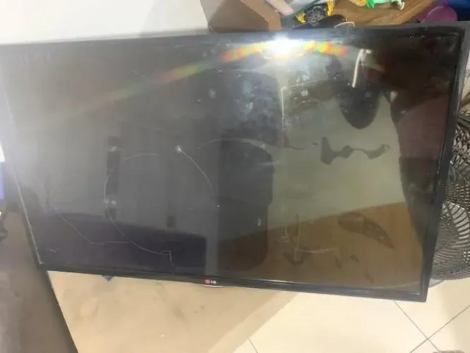 Tv LG 42 polegadas com defeito