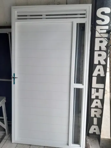 Fazemos portão por encomenda 