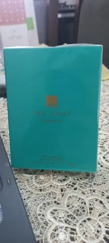 Perfume FAR AWAY INFINITY- Natura