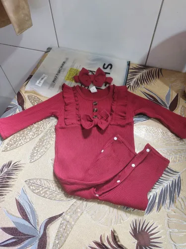 Macacão canelado,  2 anos. 