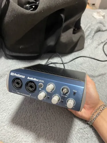 Interface de audio PreSonus Audiobox 22VSL com cabo USB Original