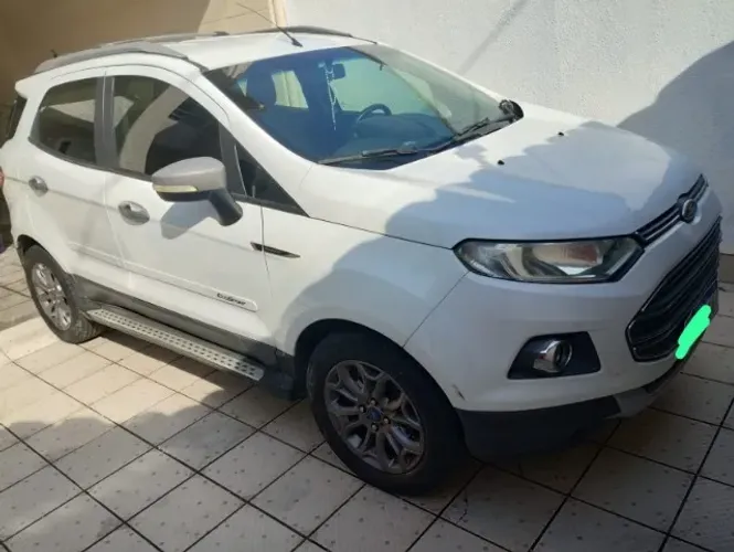 Ford Ecosport Freestyle 1.6 16V Flex 5P 2014