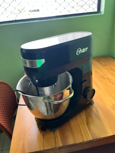 Batedeira Oster 850w