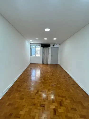 Consultório para aluguel e venda com 40 metros quadrados com 1 quarto em Centro - Santo An